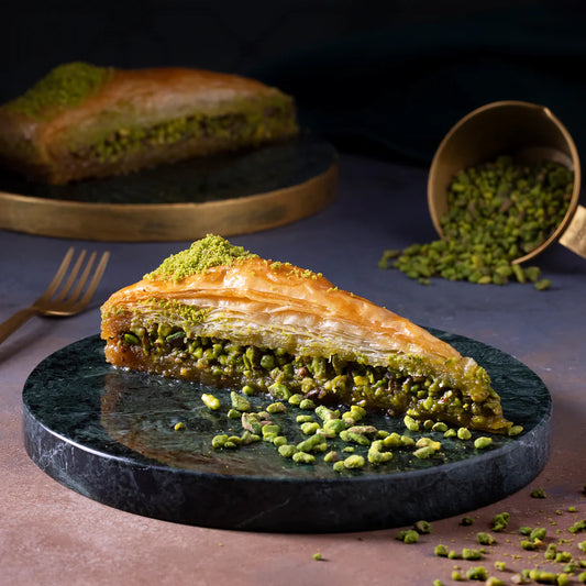 Gaziantep Kocak Carrot Slice Baklava